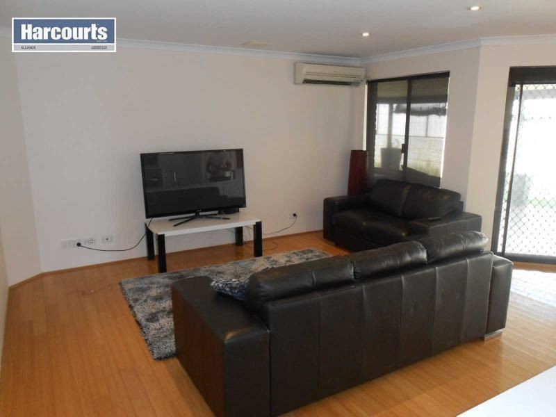 2 Lower Keys Drive, Clarkson WA 6030