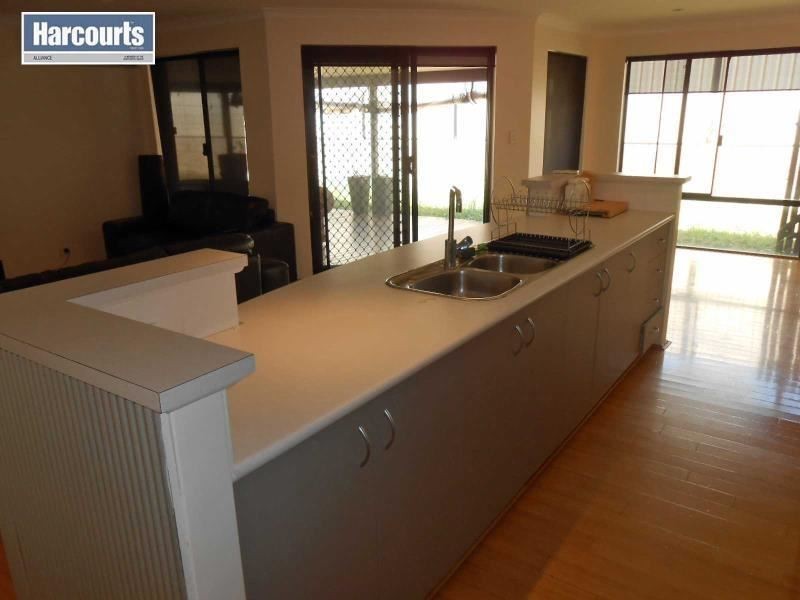 2 Lower Keys Drive, Clarkson WA 6030