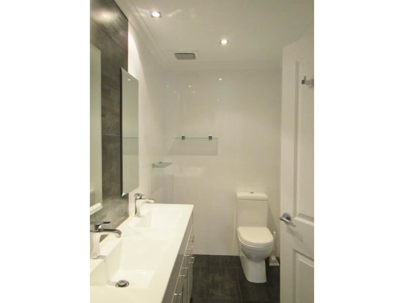2 ARGYLL PLACE, Duncraig WA 6023