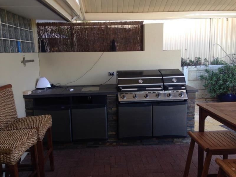 2 ARGYLL PLACE, Duncraig WA 6023