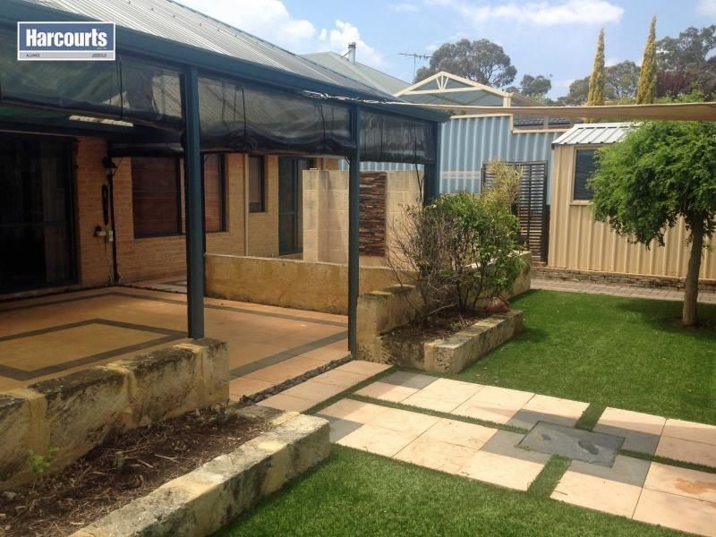 86 WILLESPIE DRIVE, Pearsall WA 6065