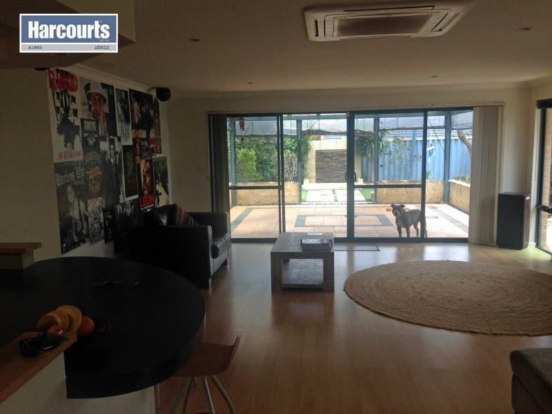 86 WILLESPIE DRIVE, Pearsall WA 6065