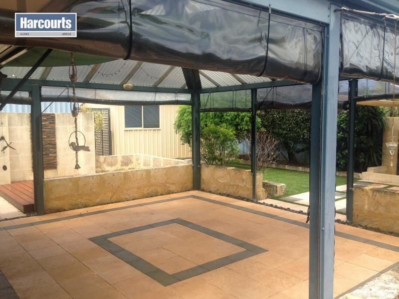 86 WILLESPIE DRIVE, Pearsall WA 6065