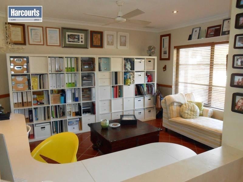 19 AVONDALE COURT, Mindarie WA 6030