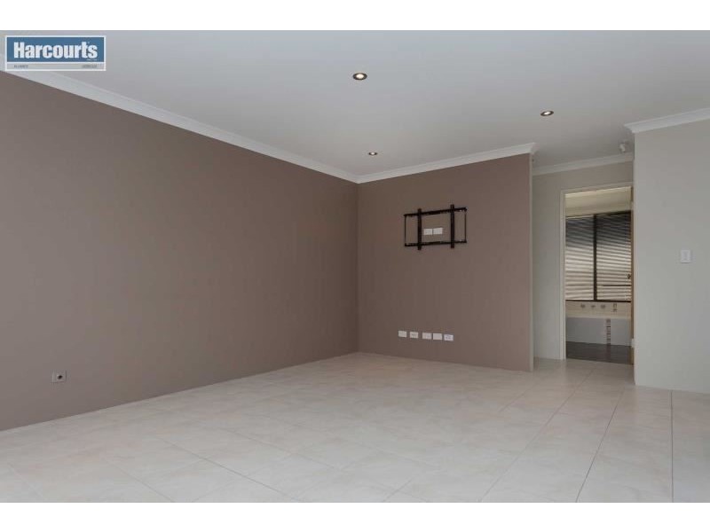 1 Garrett Way, Clarkson WA 6030