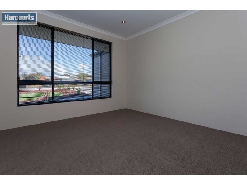 1 Garrett Way, Clarkson WA 6030