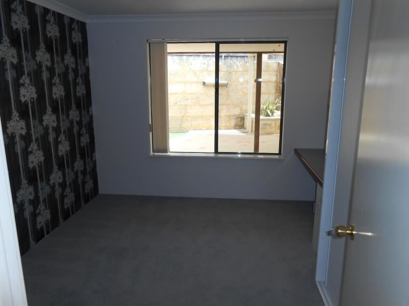 8 KIMBE COURT, Mindarie WA 6030