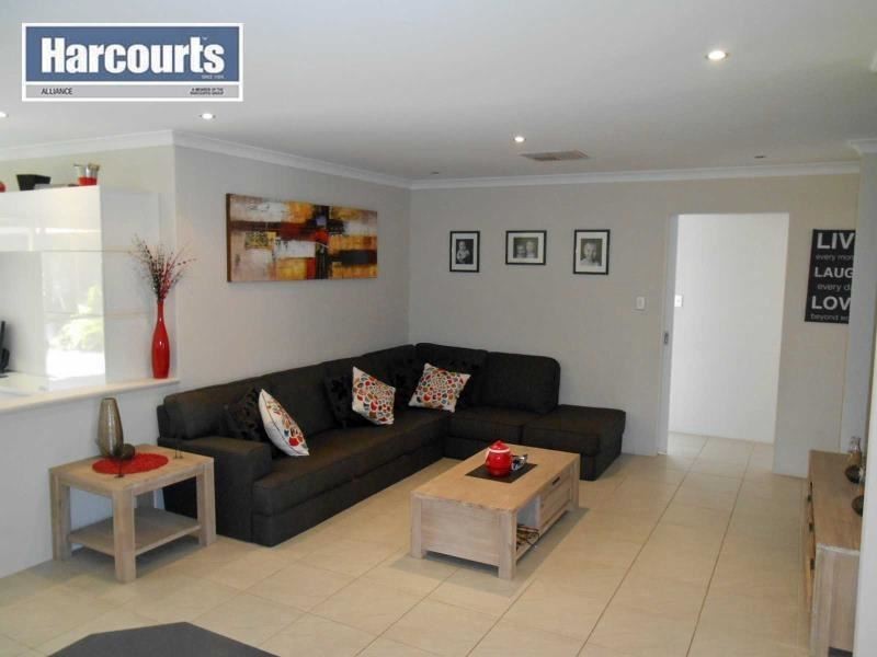 21 VINCIULLO WAY, Sinagra WA 6065