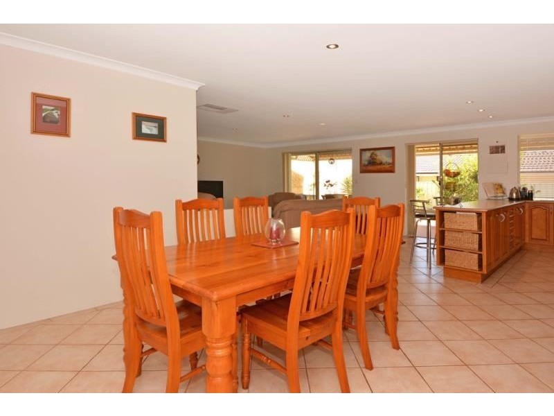 58 PADDINGTON AVENUE, Currambine WA 6028