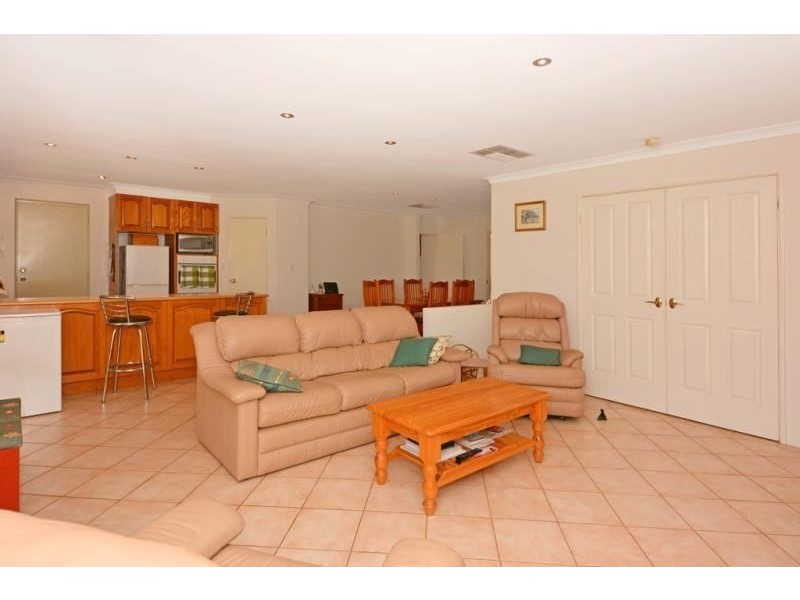 58 PADDINGTON AVENUE, Currambine WA 6028