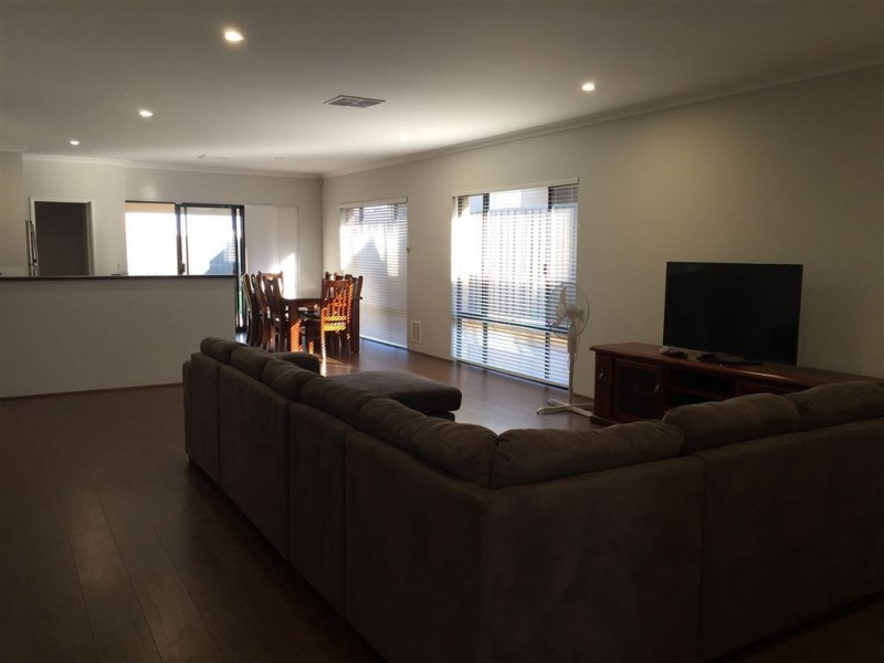 4 WHALAN ROAD, Landsdale WA 6065