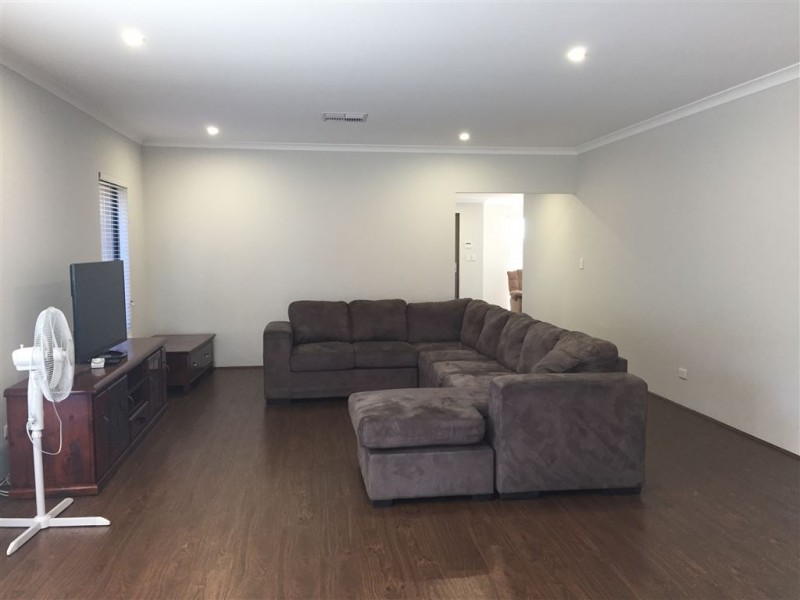 4 WHALAN ROAD, Landsdale WA 6065