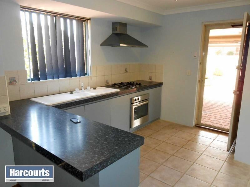 60 Viridian Drive, Banksia Grove WA 6031