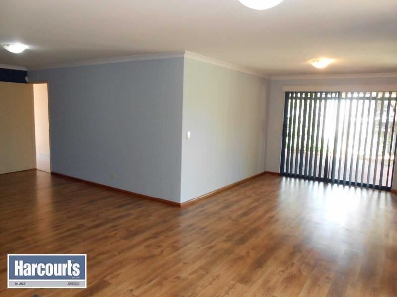 60 Viridian Drive, Banksia Grove WA 6031