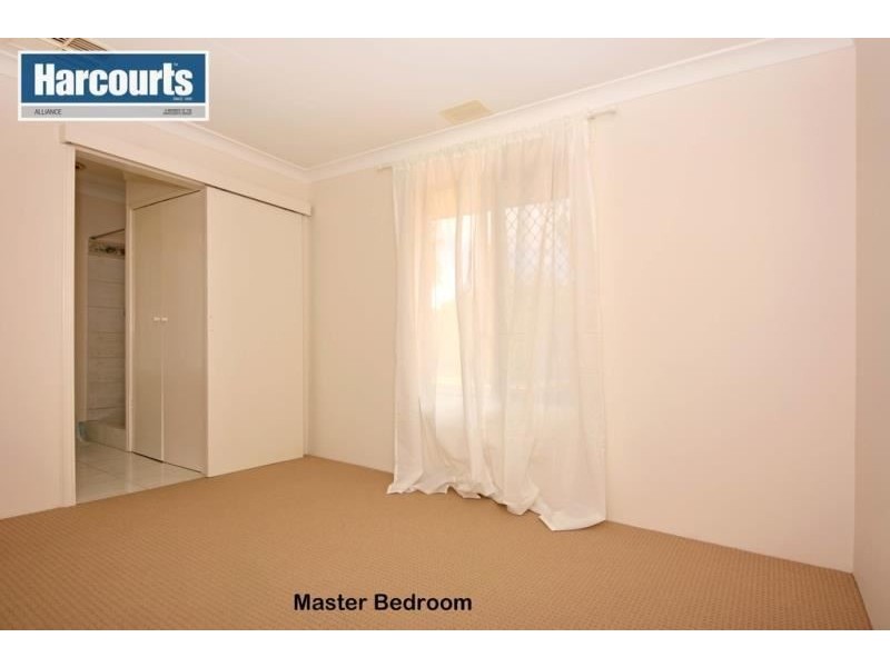 33 Manapouri Meander, Joondalup WA 6027