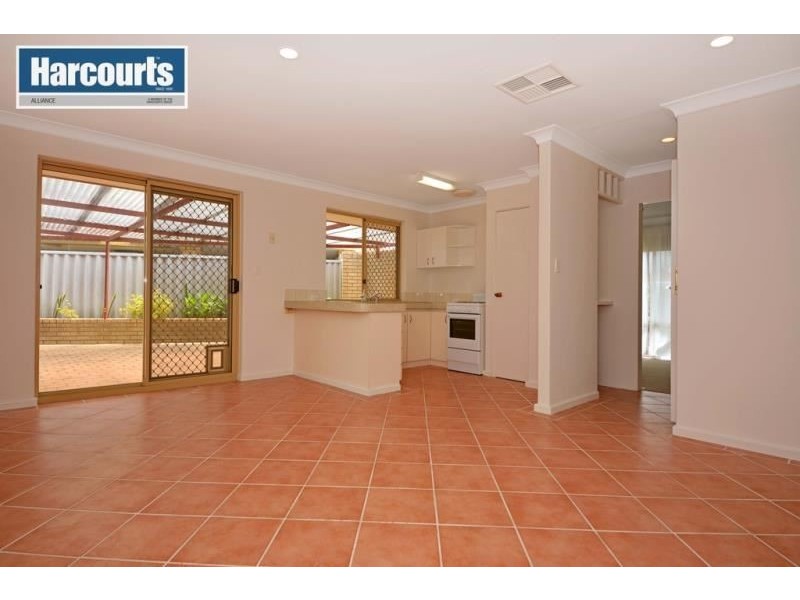 33 Manapouri Meander, Joondalup WA 6027