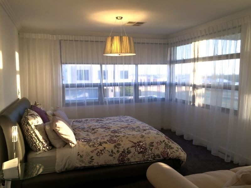 16 BLACKPOOL PROMENADE, Iluka WA 6028