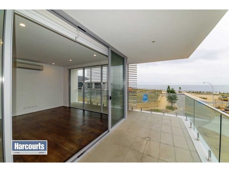 24/1 BRISTOL LANE, Mindarie WA 6030