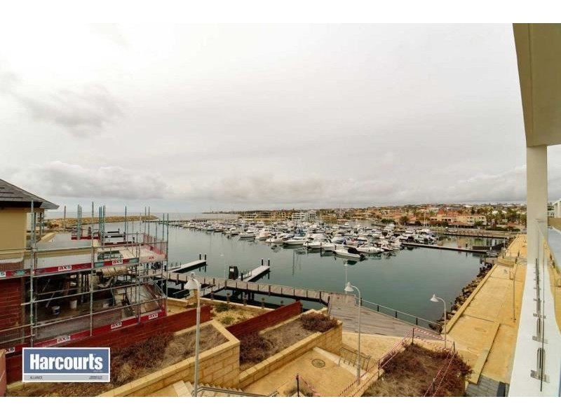 24/1 BRISTOL LANE, Mindarie WA 6030