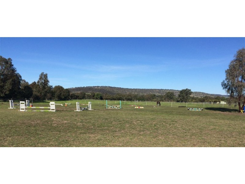 225 Ellenbrook Road, Bullsbrook WA 6084