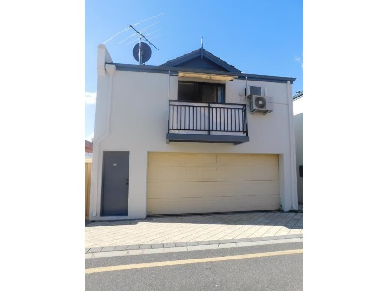 443 Lakeside Drive, Joondalup WA 6027