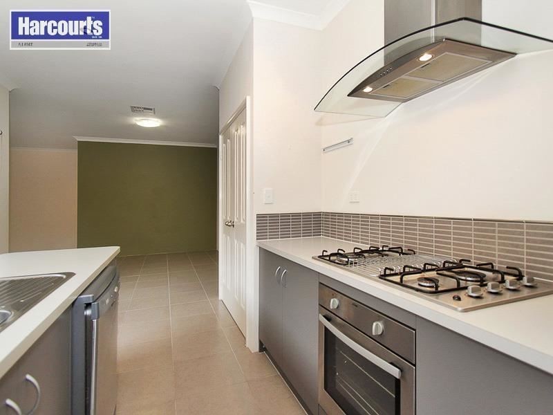 87 KAHANA PATHWAY, Butler WA 6036