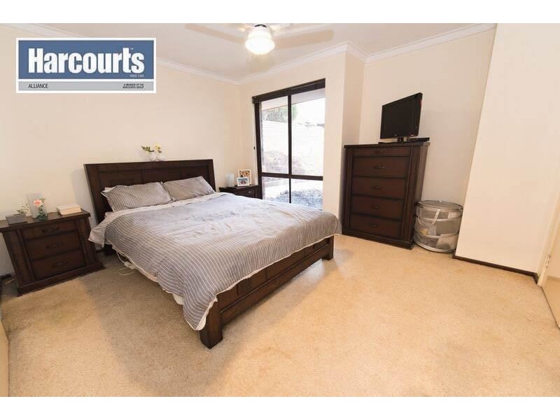 5 NEWINGTON PLACE, Kingsley WA 6026