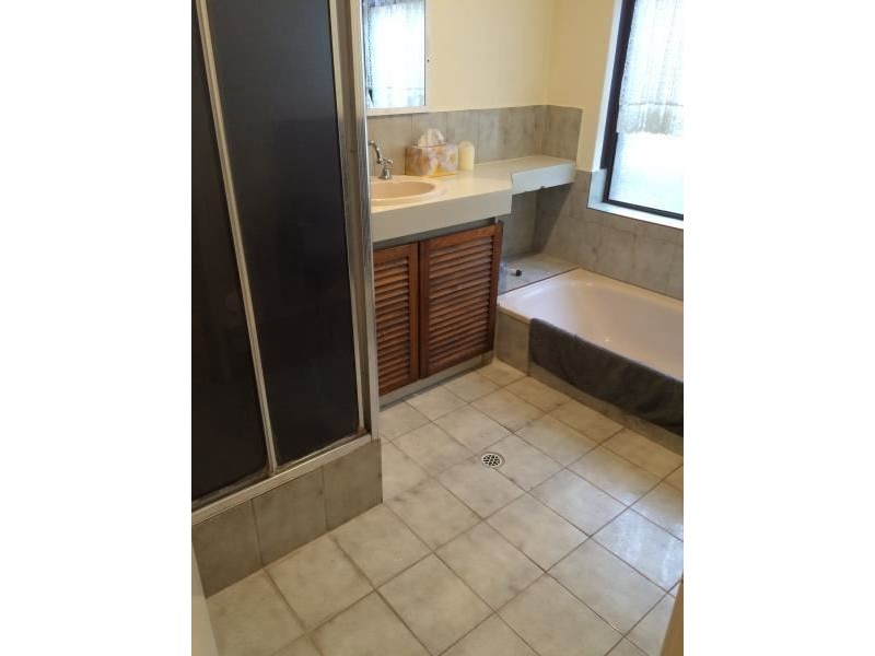 5 NEWINGTON PLACE, Kingsley WA 6026