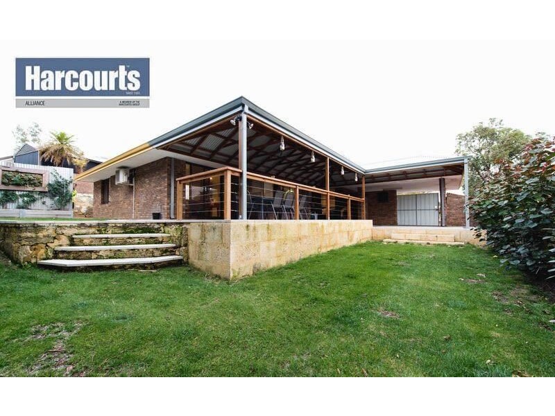 5 NEWINGTON PLACE, Kingsley WA 6026