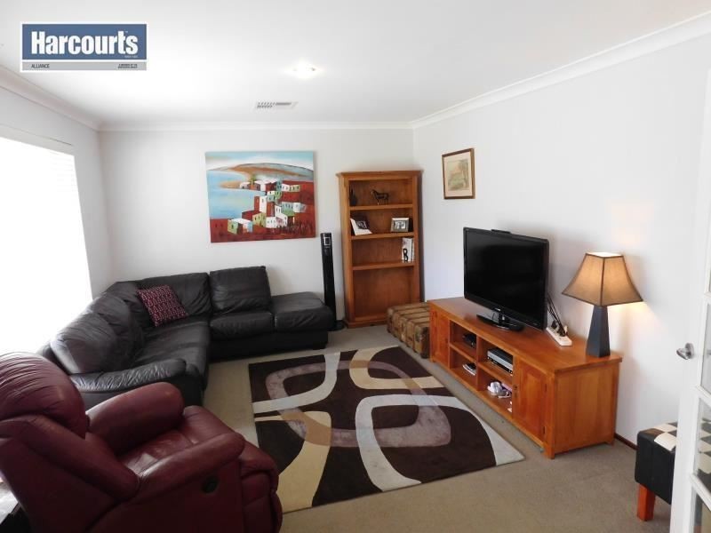 26 Stillwater Way, Edgewater WA 6027