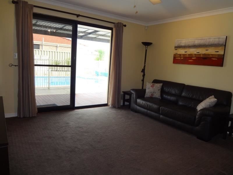 49 MIAMI BEACH PROMENADE, Iluka WA 6028