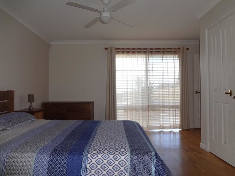 49 MIAMI BEACH PROMENADE, Iluka WA 6028