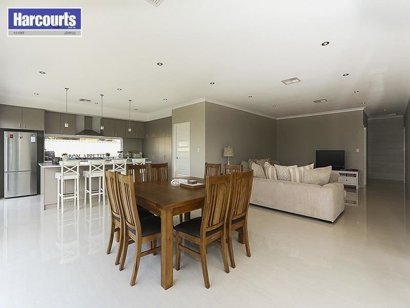 20 MATTINGLEYS APPROACH, Burns Beach WA 6028