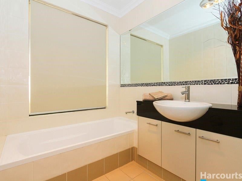 13 TYRINGA CRESCENT, Burns Beach WA 6028