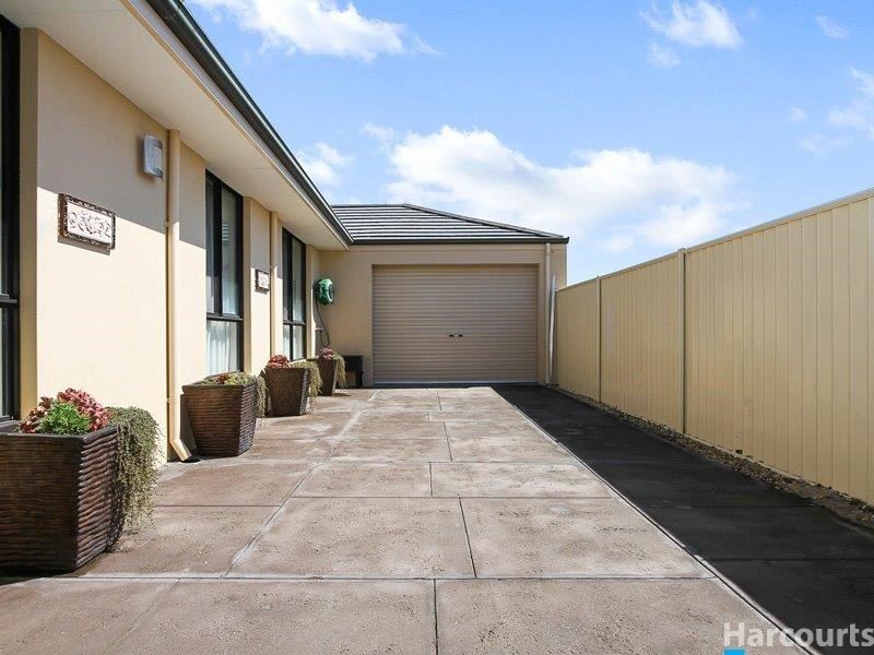 13 TYRINGA CRESCENT, Burns Beach WA 6028