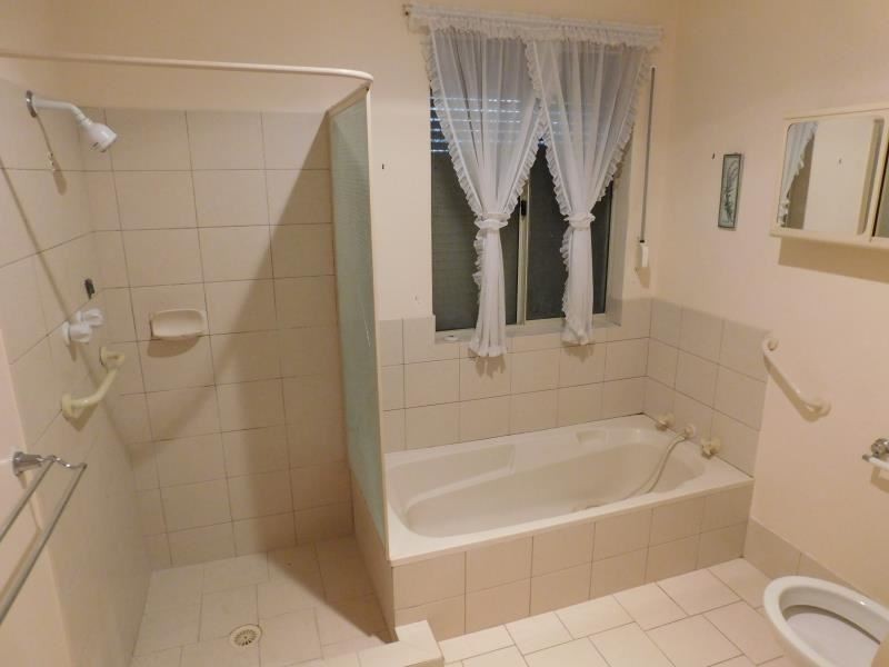 2A ELAND PLACE, Marangaroo WA 6064