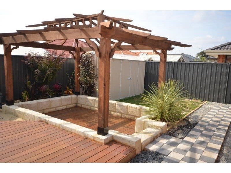 12 OLIGANTHA ELBOW, Banksia Grove WA 6031