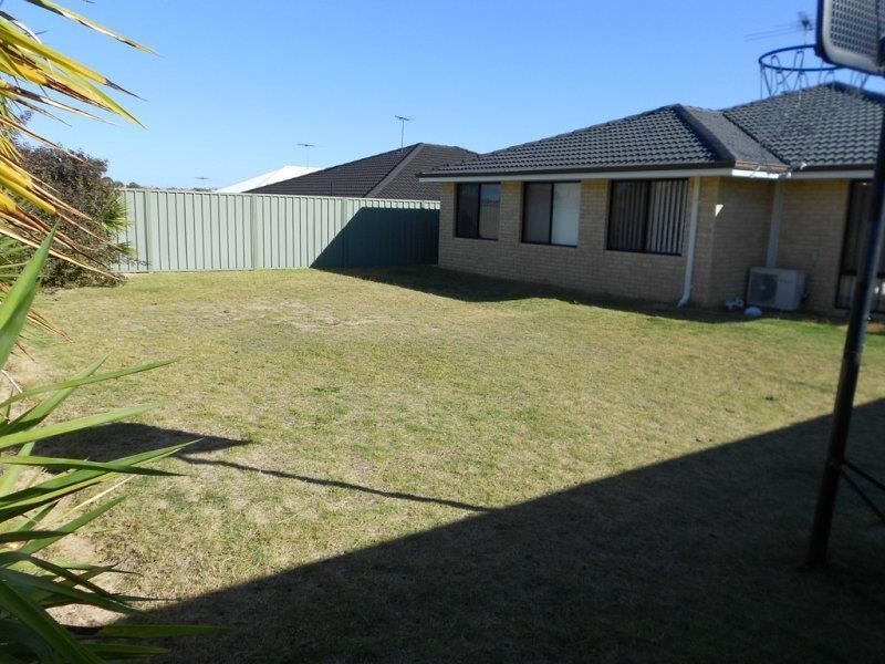15 GRAND PARADISO PARADE, Merriwa WA 6030