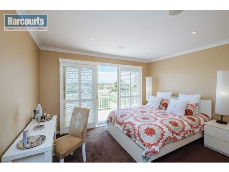 9 Inwood Place, Currambine WA 6028