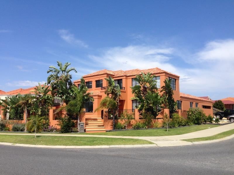 19 SAVONA GROVE, Mindarie WA 6030