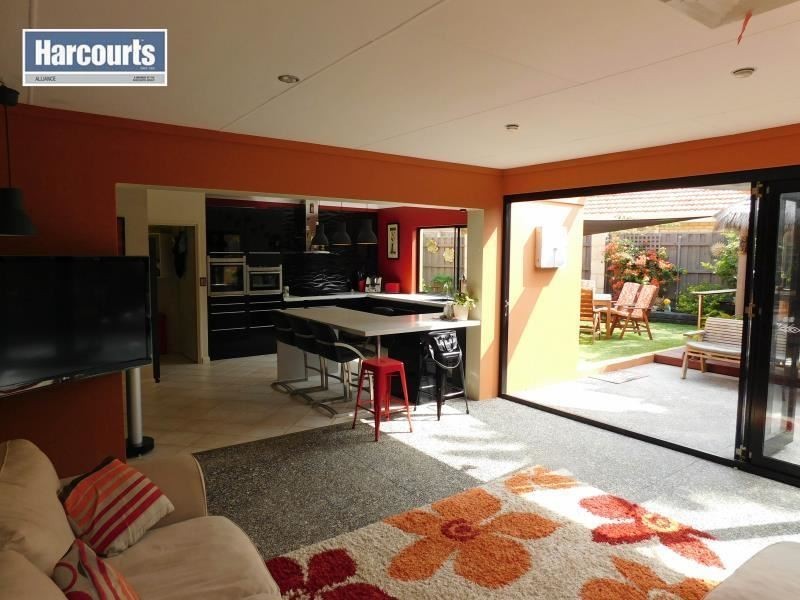 19 SAVONA GROVE, Mindarie WA 6030