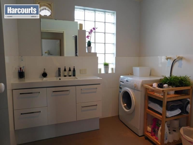 19/6 WATERWAY COURT, Churchlands WA 6018