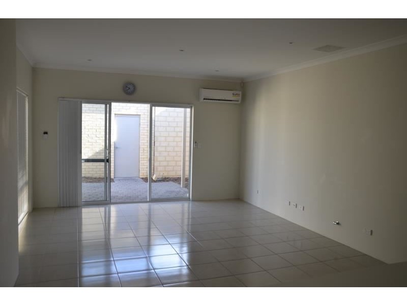 93 Kahana Pkwy, Butler WA 6036