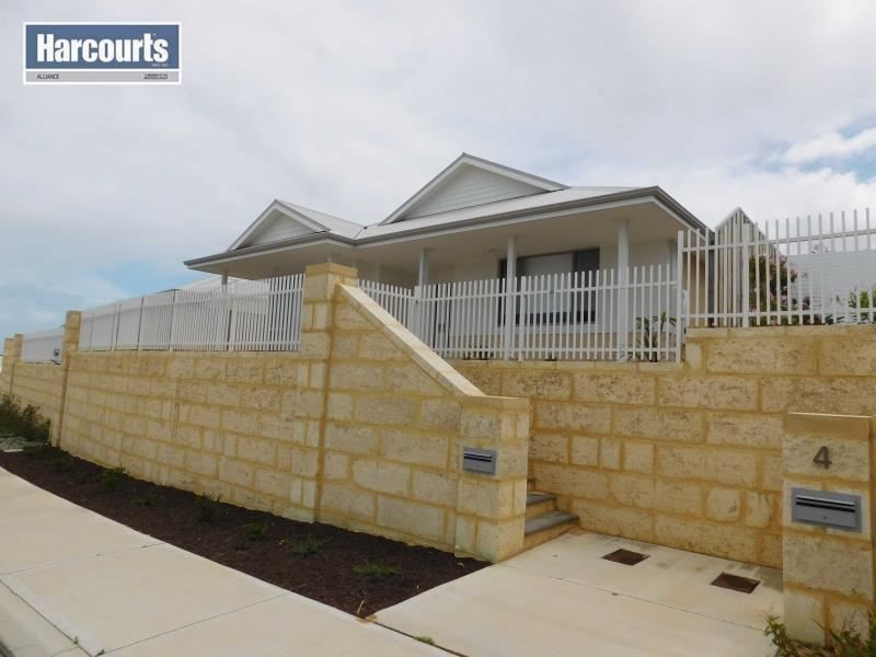 6 Tinsel Street, Yanchep WA 6035
