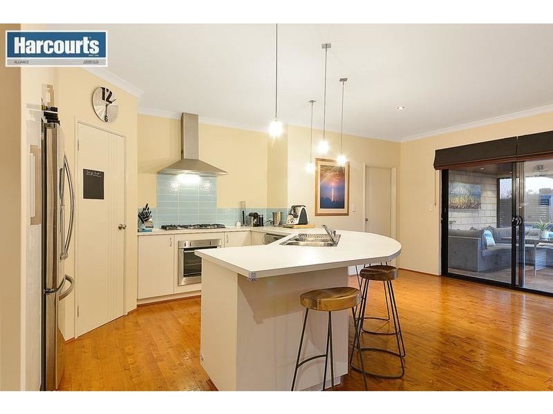 15 NEWBURY WAY, Alkimos WA 6038