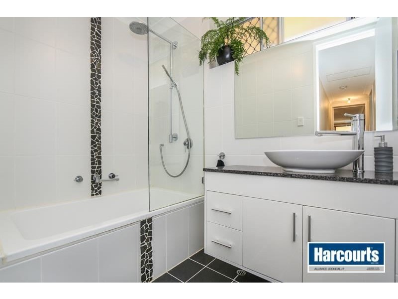 165 CAMBERWARRA DRIVE, Craigie WA 6025