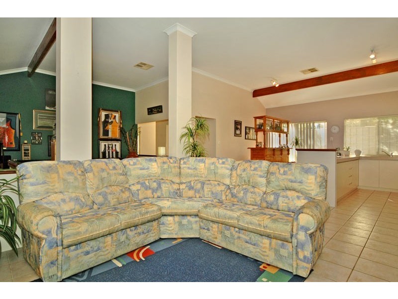 28 Shenandoah Mews, Currambine WA 6028