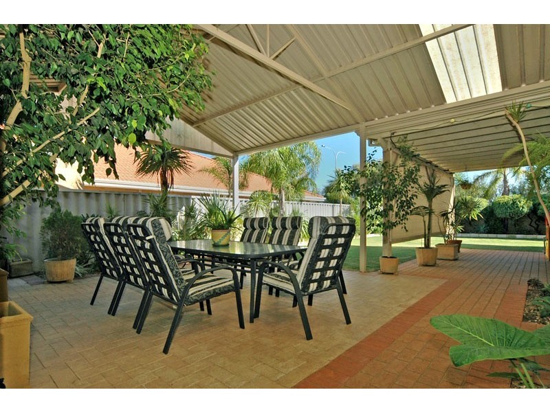 28 Shenandoah Mews, Currambine WA 6028