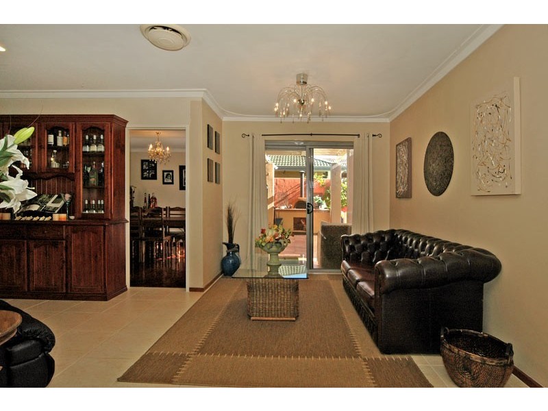 7 Alycon Place, Kallaroo WA 6025