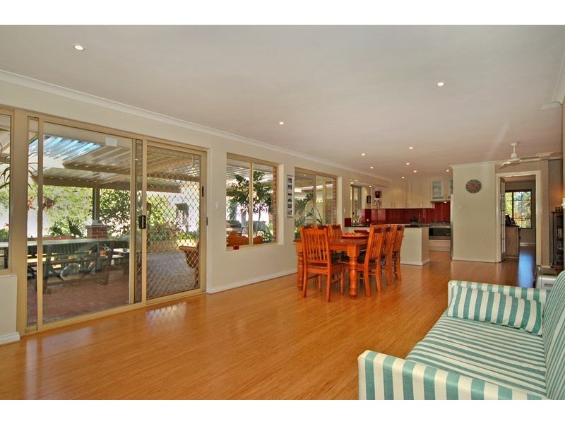 88 Windermere Circle, Joondalup WA 6027